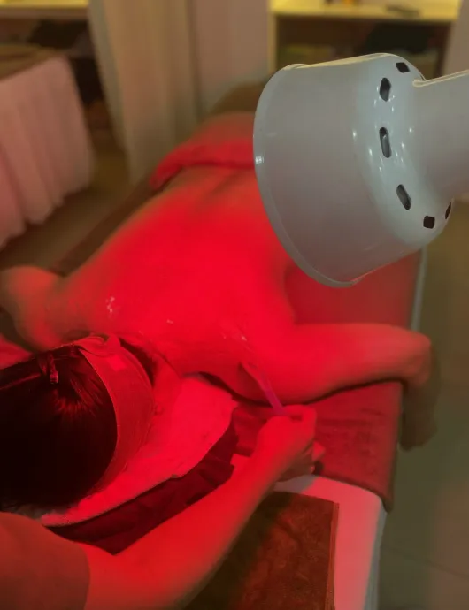 Trị Liệu Cổ Vai Gáy & Đắp Thuốc + Chiếu Đèn